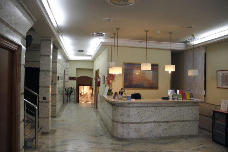 Hotel Yit Conquista De Toledo 托萊多 外观 照片